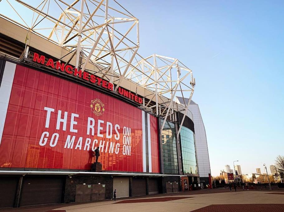 Modern Trafford 1Br Apartment-Free Parking-Cinema Room Manchester Ngoại thất bức ảnh